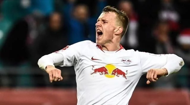 自己仍然是 自己仍然是