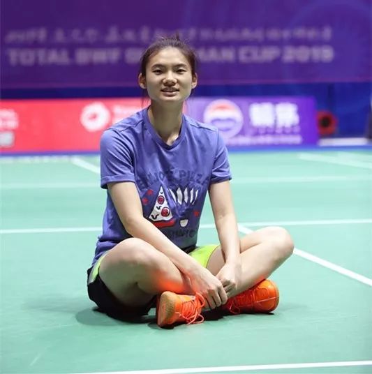 兰对他来说 兰对他来说