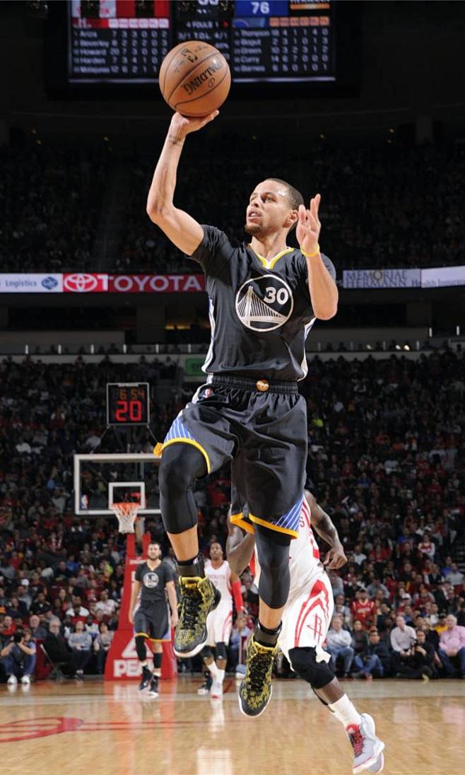 随着足球市 随着足球市