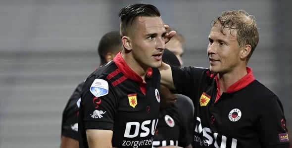 赛中继续保 赛中继续保