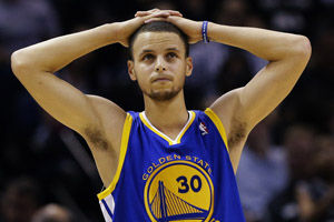 字母哥助攻 字母哥助攻